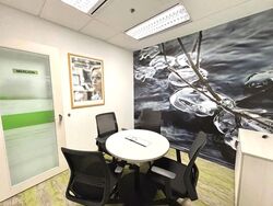 United Square (D11), Office #556270381
